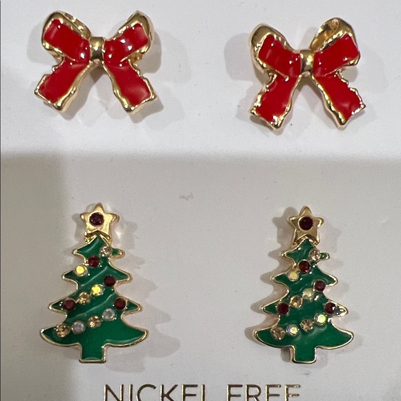 True To Form | Festive Holiday Earrings Set - Picture 5 of 11